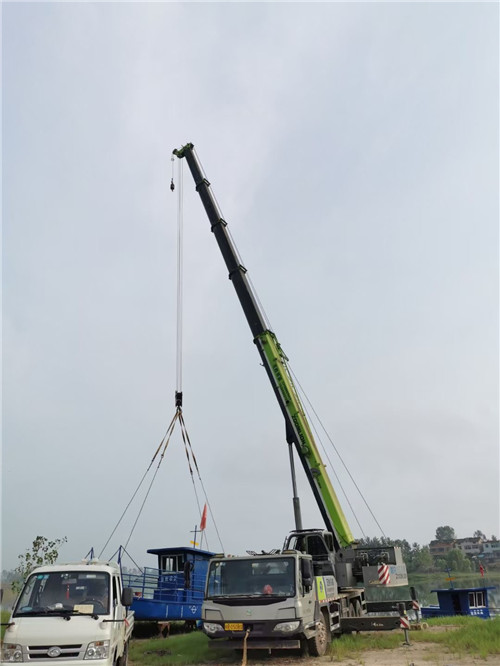 凤泉区桥梁建设吊装案例
